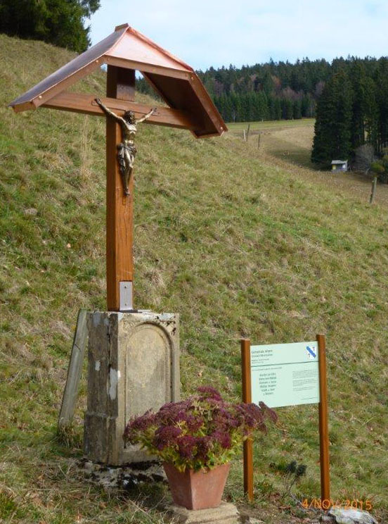 Infotafel am Wegkreuz Aitern Infotafel am Wegkreuz Aitern